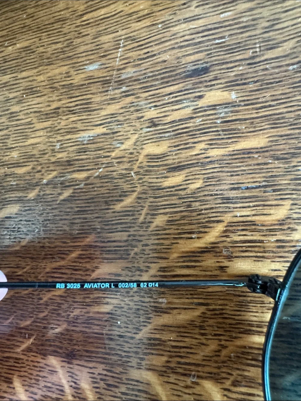 Ray-Ban iconic ray